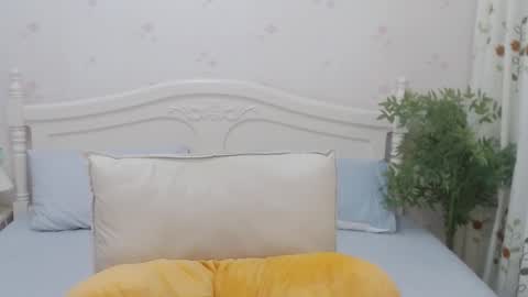 Snapshot of charlottelin chatting on 09/28/25, 02:11 Charlotte online show from 09/28/25, 02:11