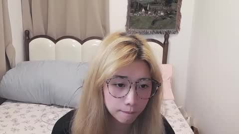 Snapshot of charlottelin chatting on 11/09/25, 01:53 Charlotte online show from 11/09/25, 01:53