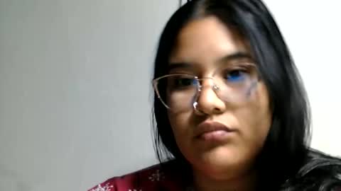 Snapshot of charlottequeen_21 chatting on 03/31/26, 12:16 charlottequeen_21 online show from 03/31/26, 12:16