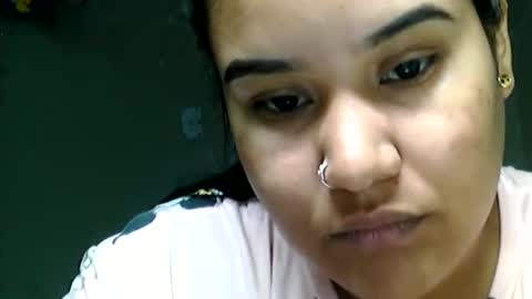 Snapshot of charlottequeen_21 chatting on 04/17/26, 12:08 charlottequeen_21 online show from 04/17/26, 12:08