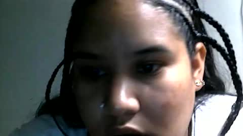 Snapshot of charlottequeen_21 chatting on 04/23/26, 12:40 charlottequeen_21 online show from 04/23/26, 12:40