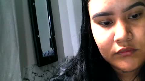 Snapshot of charlottequeen_21 chatting on 07/14/26, 05:18 charlottequeen_21 online show from 07/14/26, 05:18