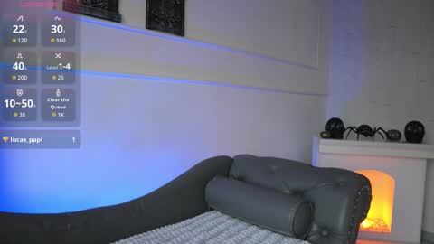 Snapshot of charlotterusso chatting on 10/14/25, 02:18 Lauren Rus online show from 10/14/25, 02:18