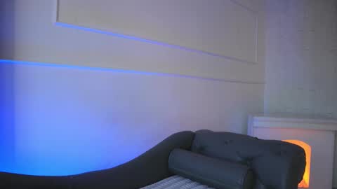 Snapshot of charlotterusso chatting on 11/08/25, 01:11 Lauren Rus online show from 11/08/25, 01:11