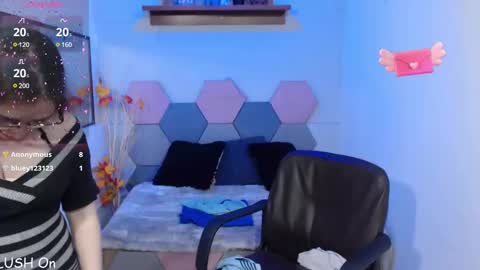 Snapshot of charlottetaylor_ chatting on 02/01/25, 06:54 Charlotte Taylor online show from 02/01/25, 06:54