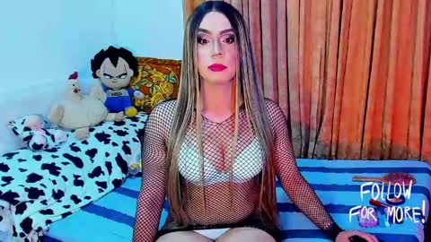 charlotte villorina online show from 04/22/26, 04:26