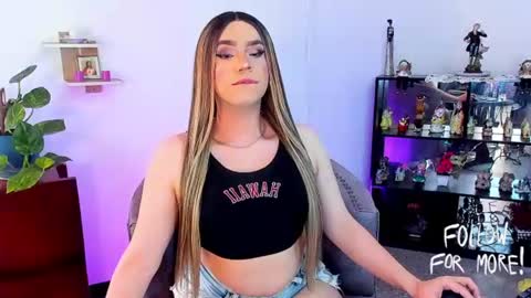 Snapshot of charlottevillorina chatting on 06/27/26, 12:22 charlotte villorina online show from 06/27/26, 12:22