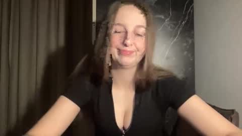 Snapshot of charlottexgold chatting on 03/24/26, 09:09 CharlotteXGold online show from 03/24/26, 09:09