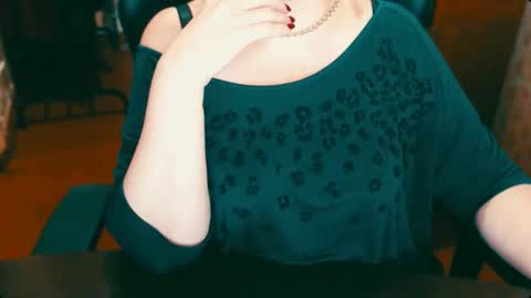 CharlotteXTasty online show from 01/17/25, 01:03