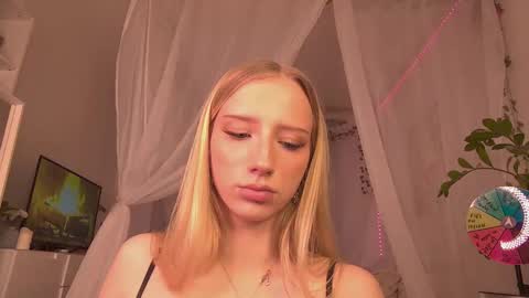 Charlotte online show from 11/12/25, 06:19