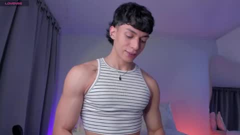 Snapshot of charly_ackerman chatting on 05/10/26, 04:17 charly online show from 05/10/26, 04:17