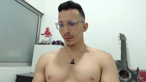   online show from 04/09/26, 03:28