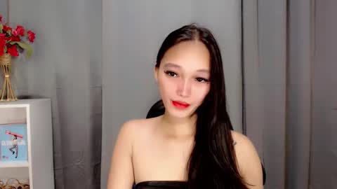 charm_fuckdoll8 online show from 05/13/26, 11:00
