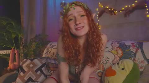 Snapshot of charming_lilly chatting on 10/31/25, 03:57 Lissa online show from 10/31/25, 03:57