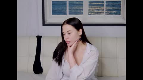 charming_lolla online show from 10/03/25, 04:09