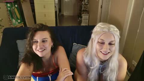 Snapshot of charming_sexuality chatting on 11/11/25, 01:00 insta online show from 11/11/25, 01:00