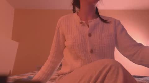 katie online show from 11/22/25, 10:25