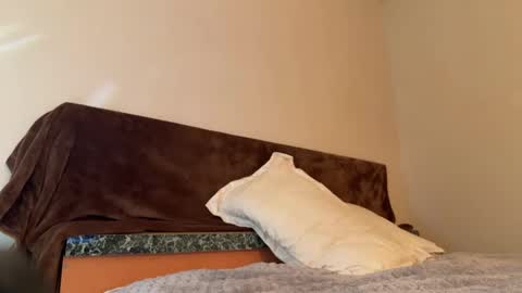 katie online show from 01/08/26, 06:26