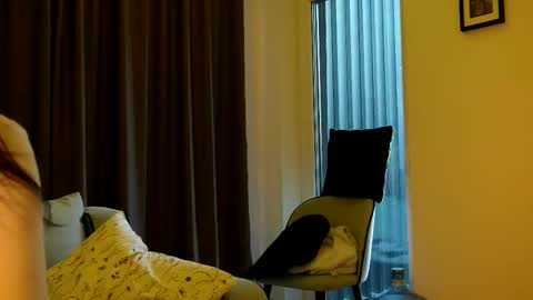 katie online show from 02/04/26, 07:25