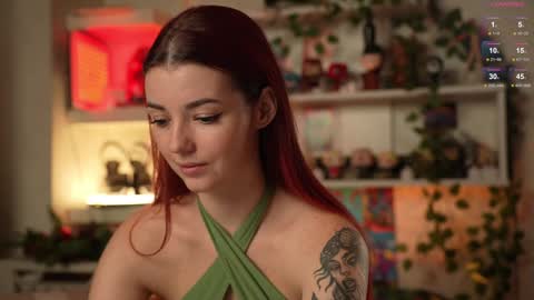 Snapshot of charmings_054 chatting on 02/05/25, 05:31 Belle and Miley online show from 02/05/25, 05:31