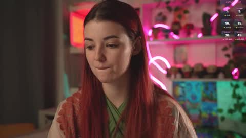 Snapshot of charmings_054 chatting on 02/16/25, 05:04 Belle and Miley online show from 02/16/25, 05:04