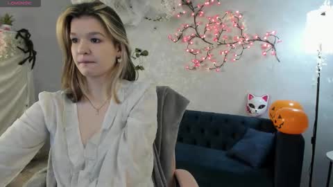 Kati online show from 10/25/25, 10:23