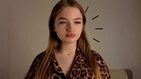 Snapshot of charoletteharles chatting on 03/04/26, 04:29 Lolla online show from 03/04/26, 04:29