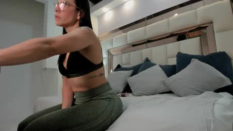Charol  online show from 04/27/26, 12:36