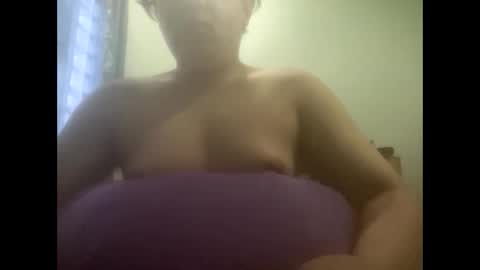 Snapshot of charr12 chatting on 12/18/25, 09:37 charr12 online show from 12/18/25, 09:37