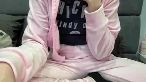 Vicky online show from 04/25/26, 10:29