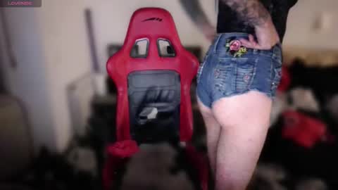 Snapshot of chased12 chatting on 09/22/25, 03:30 Chasey online show from 09/22/25, 03:30