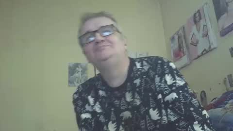 lee online show from 11/04/25, 06:18