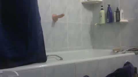 chaturbatordeluxe online show from 09/15/25, 03:28