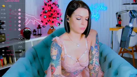 Miss Harmony online show from 01/11/25, 01:16