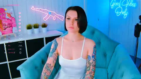 Miss Harmony online show from 10/16/25, 04:24