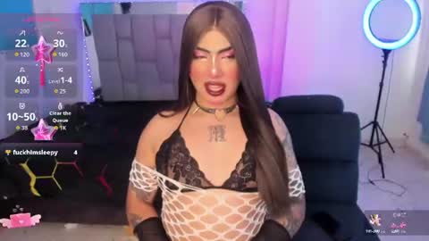 Sophie  online show from 06/15/26, 08:00