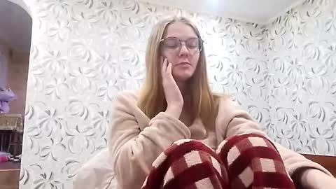 Snapshot of chauknispel chatting on 05/31/26, 10:22 Olivia online show from 05/31/26, 10:22