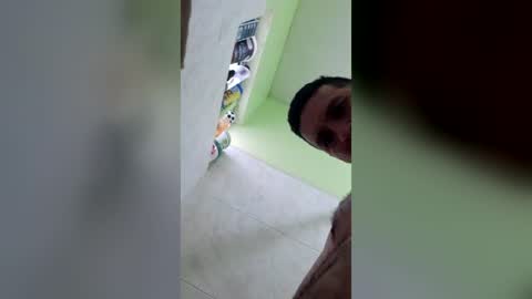 Snapshot of chavo82 chatting on 07/12/26, 11:29 chavo82 online show from 07/12/26, 11:29