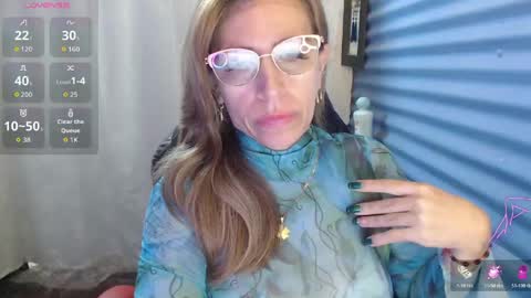 CHAYLA VICTORIA RUIZ  online show from 06/08/26, 01:55