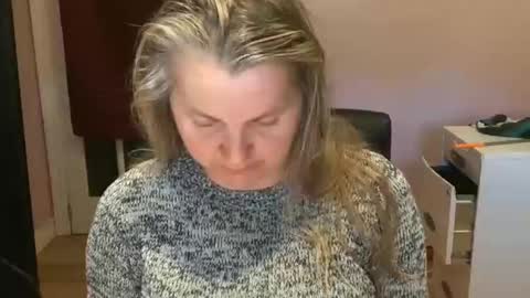 chealsiek online show from 09/15/25, 02:06