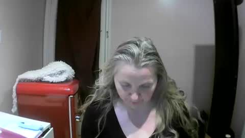 chealsiek online show from 10/14/25, 08:20