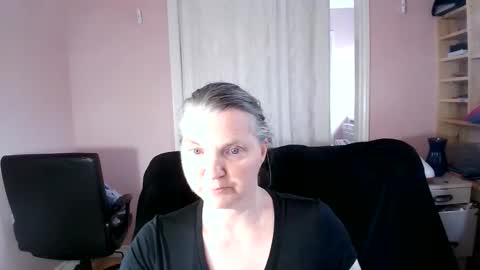 chealsiek online show from 06/10/26, 02:05