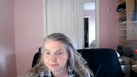 chealsiek online show from 06/14/26, 12:29
