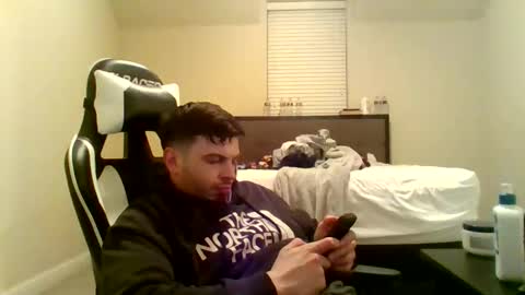 cheddarbob93695 online show from 04/05/26, 04:42