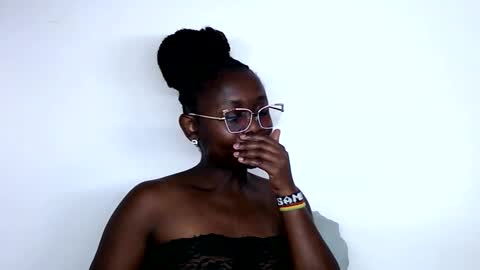 cheeky_charms online show from 10/17/25, 12:47