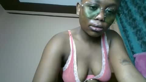 cheeky_charms online show from 05/17/26, 01:58