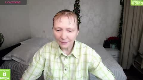 Snapshot of cheerful_madam1 chatting on 04/25/26, 09:01 cheerful_madam1 online show from 04/25/26, 09:01