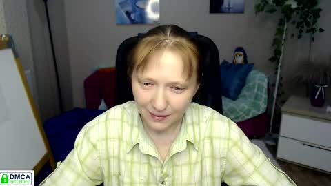 Snapshot of cheerful_madam1 chatting on 05/10/26, 12:21 cheerful_madam1 online show from 05/10/26, 12:21