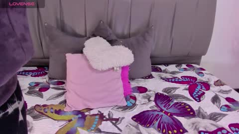 Cherlyn online show from 09/17/25, 03:03