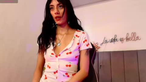 Snapshot of cheerry_tay1 chatting on 03/15/26, 11:38 CHERRY online show from 03/15/26, 11:38